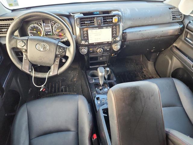 Photo 8 from auction – 2020 TOYOTA 4RUNNER SR with VIN JTEBU5JR6L5796960