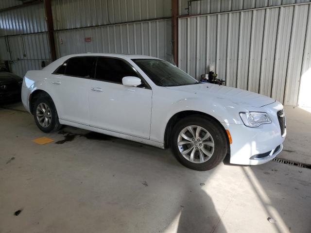 Photo 4 from auction – 2016 CHRYSLER 300 LIMITED with VIN 2C3CCAAG4GH235422