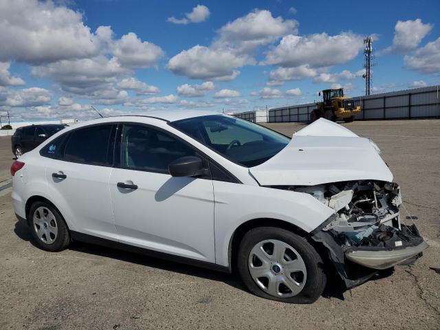 Photo 4 from auction – 2017 FORD FOCUS S with VIN 1FADP3E23HL255315