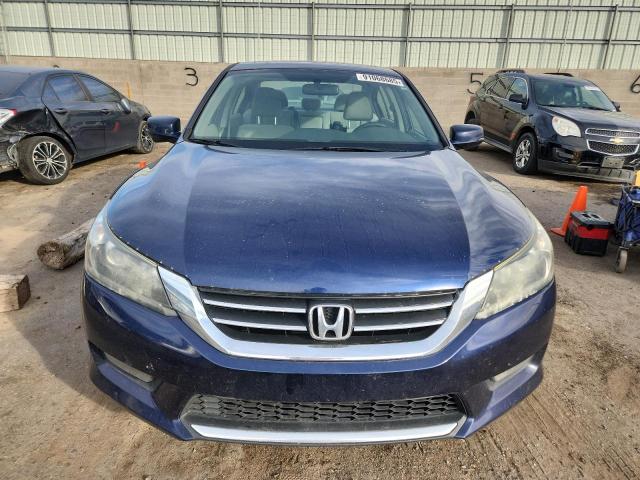 Photo 5 from auction – 2015 HONDA ACCORD with VIN 1HGCR2F77FA245076