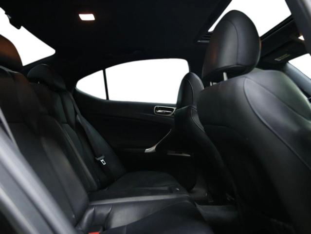 Photo 6 from auction – 2008 LEXUS IS-F with VIN JTHBP262X85000593