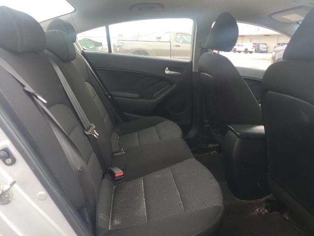 Photo 10 from auction – 2018 KIA FORTE LX with VIN 3KPFK4A79JE181244