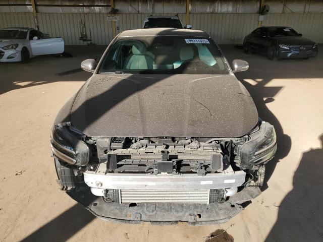 Photo 5 from auction – 2022 GENESIS G70 BASE with VIN KMTG34TA0NU102921