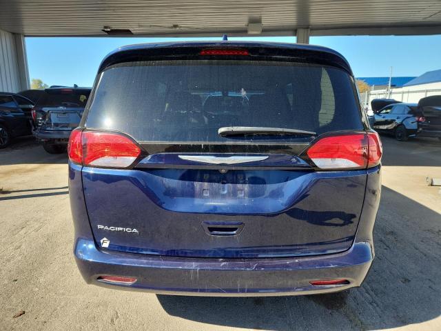 Photo 6 from auction – 2017 CHRYSLER PACIFICA T with VIN 2C4RC1DG7HR520659
