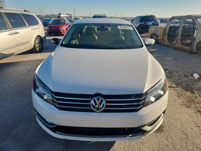 Photo 5 from auction – 2015 VOLKSWAGEN PASSAT S with VIN 1VWAS7A31FC105943