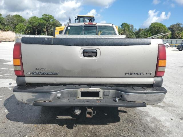 Photo 6 from auction – 2000 CHEVROLET SILVERADO with VIN 1GCEC14T6YE147753