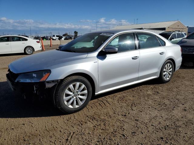 VOLKSWAGEN PASSAT S 2014 with VIN 1VWAT7A30EC069643 - Photo from auction