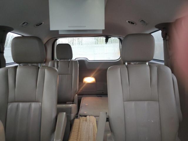 Photo 10 from auction – 2014 CHRYSLER TOWN & COU with VIN 2C4RC1BG2ER393947
