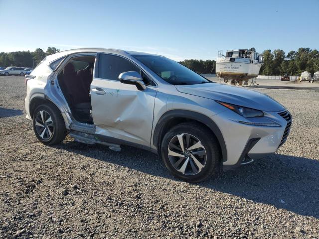 Photo 4 from auction – 2018 LEXUS NX 300 BAS with VIN JTJYARBZ5J2109833