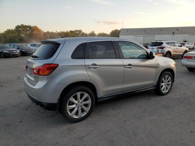 Photo 3 from auction – 2014 MITSUBISHI OUTLANDER with VIN 4A4AR3AU4EE013558