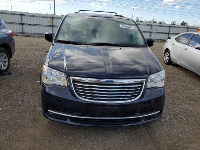 Photo 5 from auction – 2016 CHRYSLER TOWN & COU with VIN 2C4RC1BG8GR119994