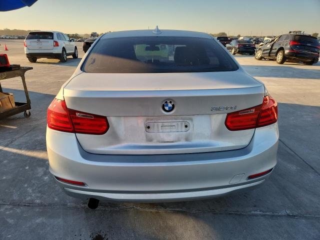 Photo 6 from auction – 2015 BMW 320 I with VIN WBA3B1C59FP831756
