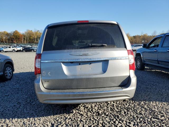 Photo 6 from auction – 2016 CHRYSLER TOWN & COU with VIN 2C4RC1BG7GR118559