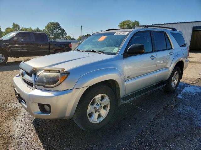 TOYOTA 4RUNNER SR 2008 مع رقم تعريف المركبة JTEZU14RX8K011917 - صورة من المزاد