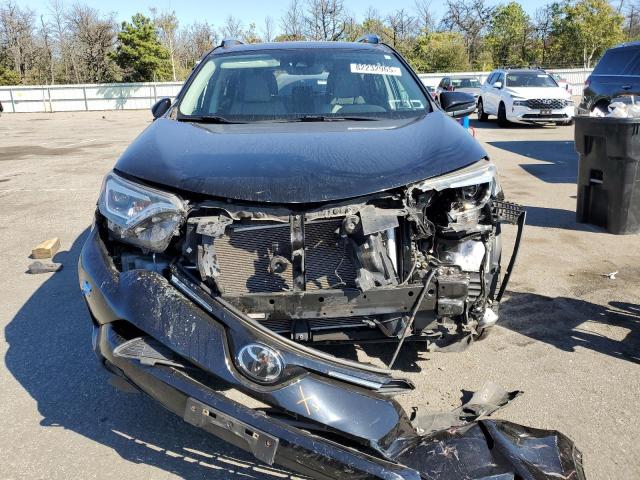 Photo 5 from auction – 2017 TOYOTA RAV4 LIMIT with VIN 2T3DFREV6HW685640