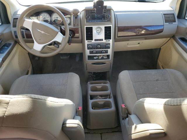 Photo 8 from auction – 2010 CHRYSLER TOWN & COU with VIN 2A4RR4DE9AR150670