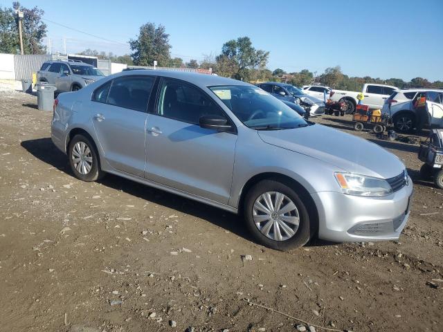 Photo 4 from auction – 2014 VOLKSWAGEN JETTA BASE with VIN 3VW2K7AJ7EM252591