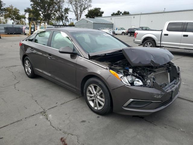 Photo 4 from auction – 2017 HYUNDAI SONATA SE with VIN 5NPE24AF1HH575264