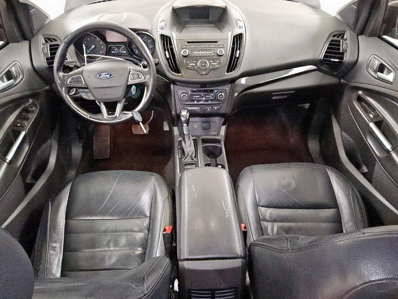 Photo 8 from auction – 2017 FORD ESCAPE SE with VIN 1FMCU0G95HUE30032