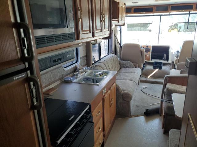 Photo 5 from auction – 2001 ULTR MOTORHOME with VIN 1FCLF53S210A13274