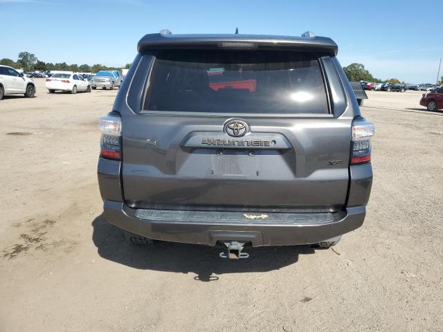Photo 6 from auction – 2018 TOYOTA 4RUNNER SR with VIN JTEZU5JR1J5177064