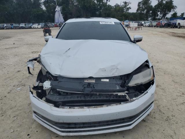 Photo 5 from auction – 2017 VOLKSWAGEN JETTA SEL with VIN 3VWL17AJ0HM338935