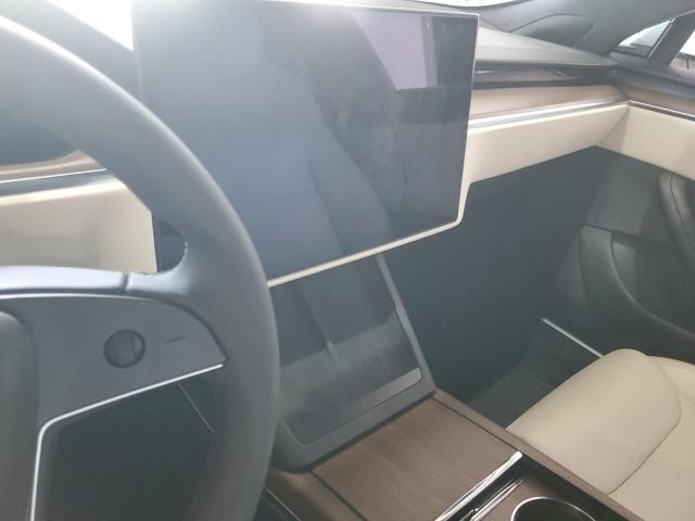 Photo 9 from auction – 2022 TESLA MODEL S with VIN 5YJSA1E56NF467786