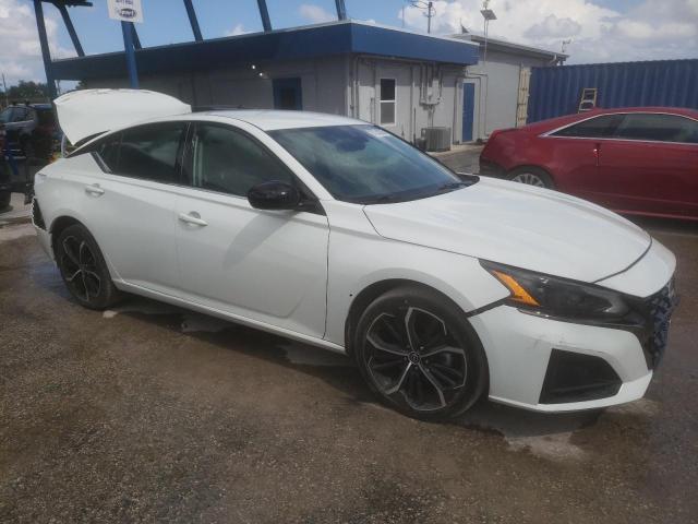 Photo 4 from auction – 2023 NISSAN ALTIMA SR with VIN 1N4BL4CV6PN332803