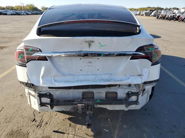 Photo 6 from auction – 2020 TESLA MODEL X with VIN 5YJXCAE25LF303657