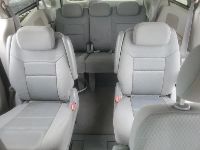 Photo 10 from auction – 2010 CHRYSLER TOWN & COU with VIN 2A4RR5D13AR193825