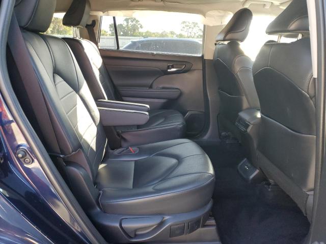 Photo 11 from auction – 2021 TOYOTA HIGHLANDER with VIN 5TDHZRAH8MS052321