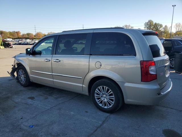 Photo 2 from auction – 2015 CHRYSLER TOWN & COU with VIN 2C4RC1CG6FR573335
