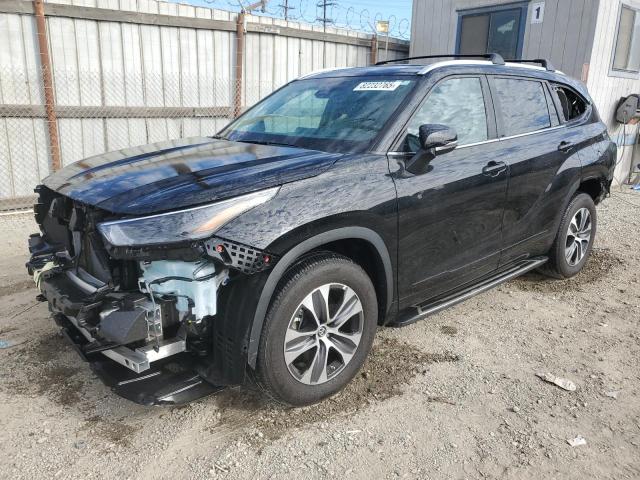 TOYOTA HIGHLANDER 2023 with VIN 5TDKDRAH4PS027697 - Photo from auction