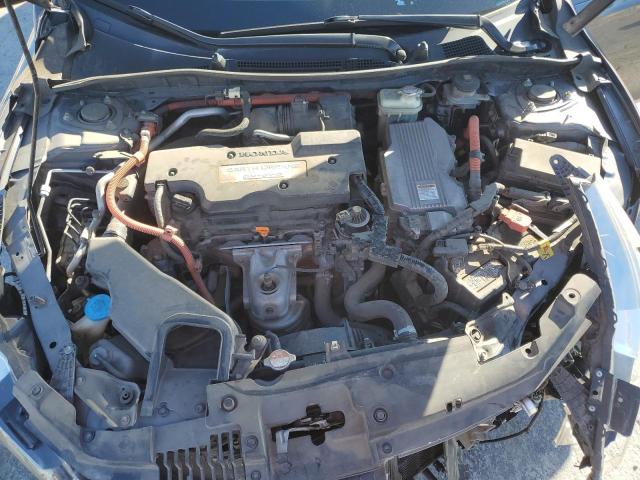 Photo 11 from auction – 2017 HONDA ACCORD with VIN JHMCR6F55HC008743
