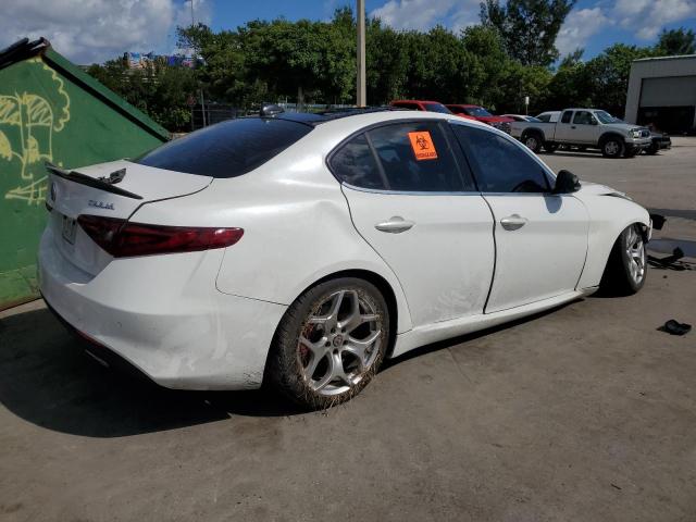 Photo 3 from auction – 2018 ALFA ROMEO GIULIA TI with VIN ZARFAECN3J7581262