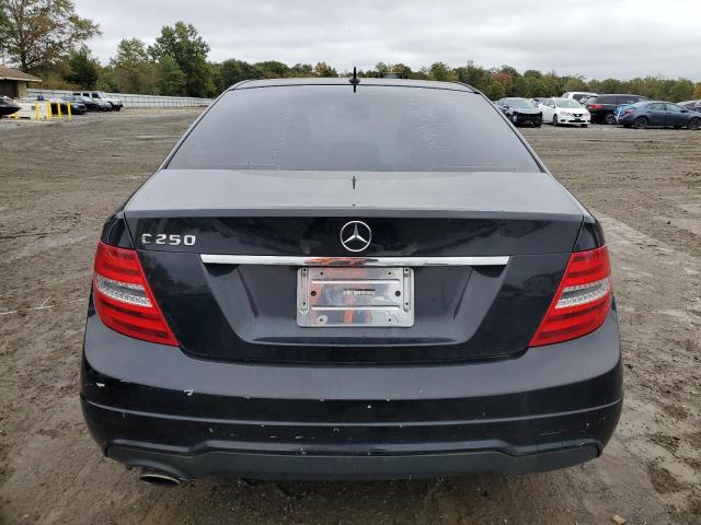 Photo 6 from auction – 2014 MERCEDES-BENZ C 250 with VIN WDDGF4HB8EA963598