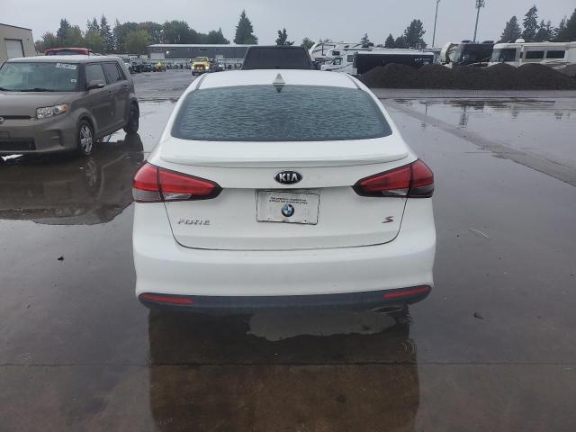 Photo 6 from auction – 2018 KIA FORTE LX with VIN 3KPFL4A74JE189278
