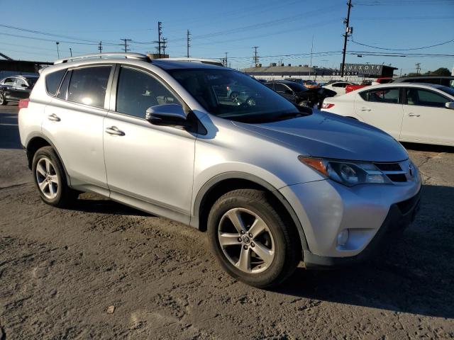 Photo 4 from auction – 2015 TOYOTA RAV4 XLE with VIN 2T3WFREV8FW175697