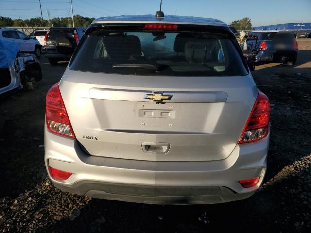 Photo 6 from auction – 2018 CHEVROLET TRAX LS with VIN 3GNCJKSB3JL351906