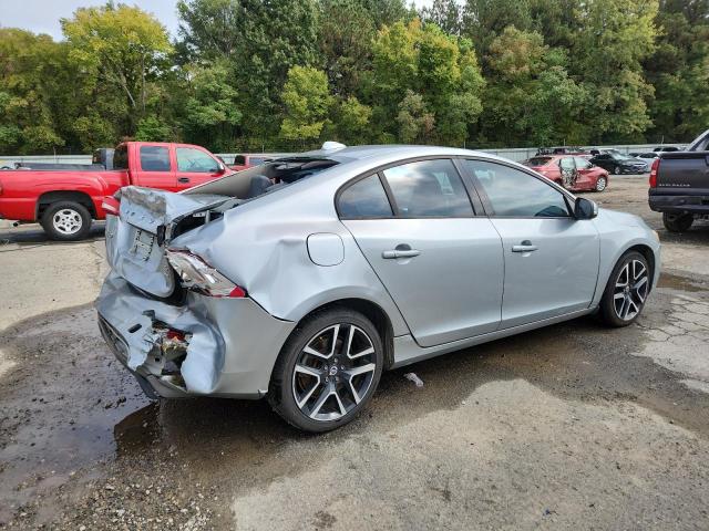 Photo 3 from auction – 2017 VOLVO S60 DYNAMI with VIN YV140MTL8H2431422
