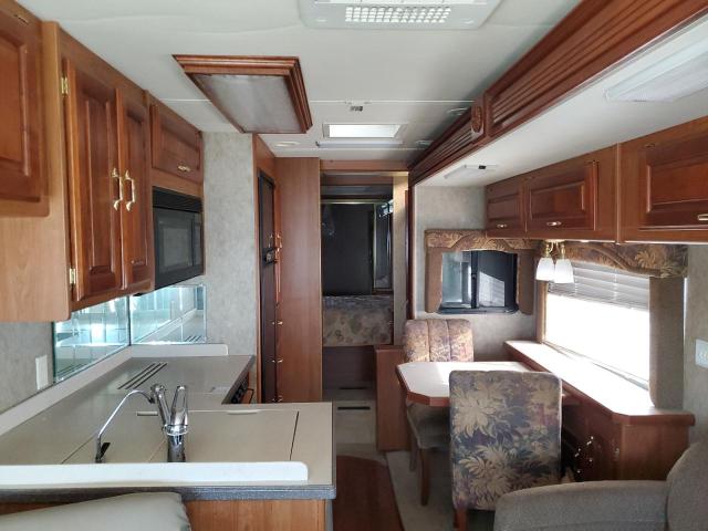 Photo 6 from auction – 2005 ROADTREK MOTORHOMES MONOCOQUE with VIN 1RF51334X51033701