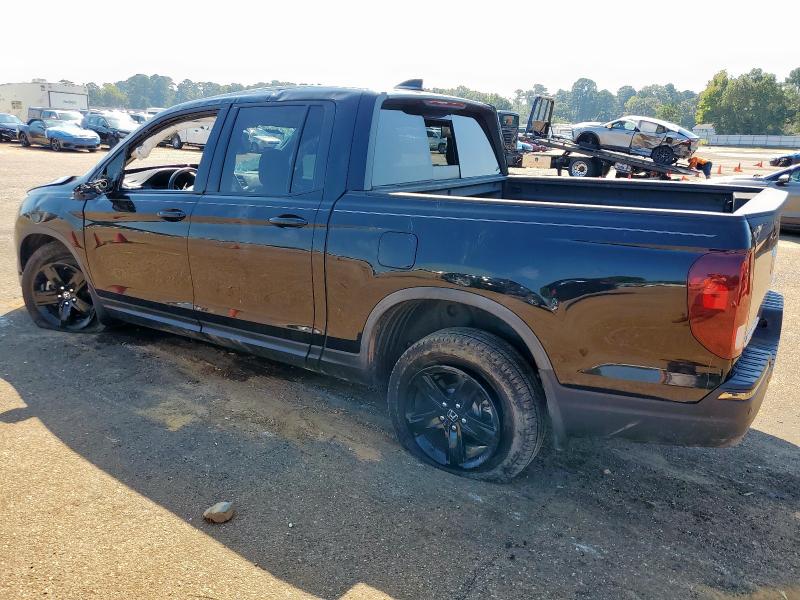 Photo 2 from auction – 2017 HONDA RIDGELINE with VIN 5FPYK3F86HB038820