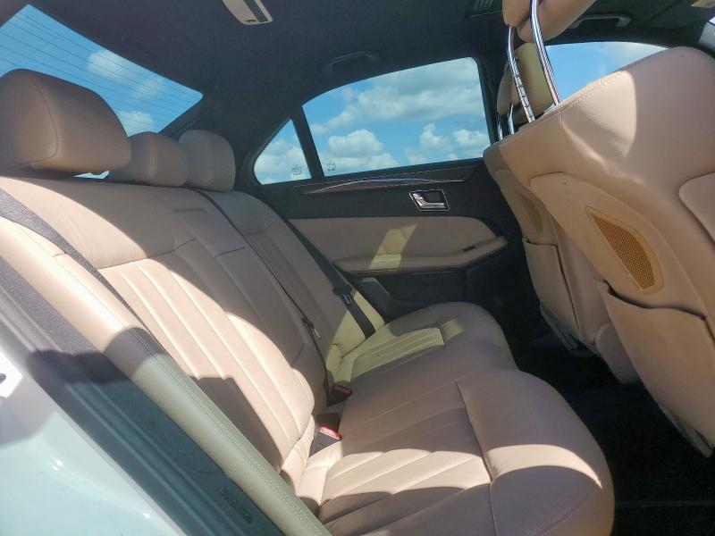 Photo 10 from auction – 2010 MERCEDES-BENZ E 550 with VIN WDDHF7CB8AA085744