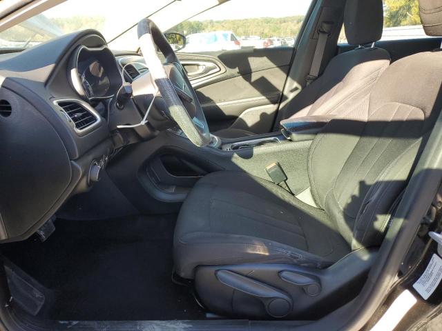 Photo 7 from auction – 2016 CHRYSLER 200 LIMITE with VIN 1C3CCCABXGN143920