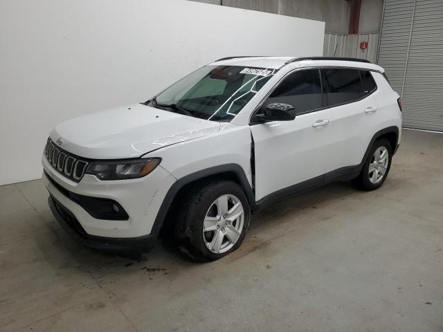 JEEP COMPASS LATITUDE 2022 with VIN 3C4NJCBB7NT137742 - Photo from auction