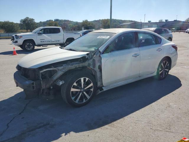 NISSAN ALTIMA 2017 with VIN 1N4AL3AP6HC489769 - Photo from auction