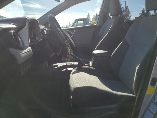 Photo 7 from auction – 2014 TOYOTA RAV4 XLE with VIN JTMRFREV4ED063455