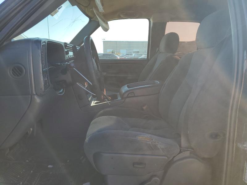 Photo 7 from auction – 2005 CHEVROLET SILVERADO with VIN 2GCEC19VX51302022