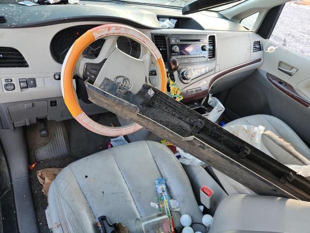 Photo 8 from auction – 2012 TOYOTA SIENNA XLE with VIN 5TDYK3DC6CS260407