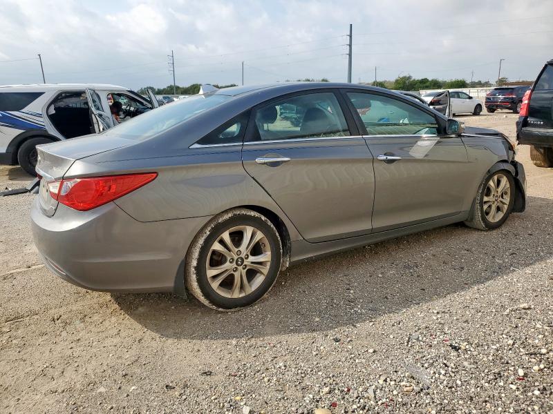 Photo 3 from auction – 2012 HYUNDAI SONATA SE with VIN 5NPEC4AC7CH456064